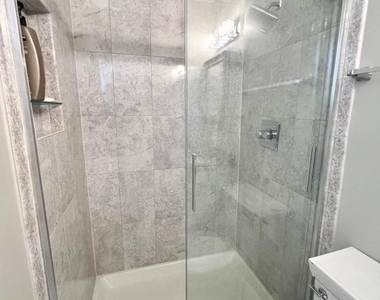 8124 Larkin Lane - Photo Thumbnail 32