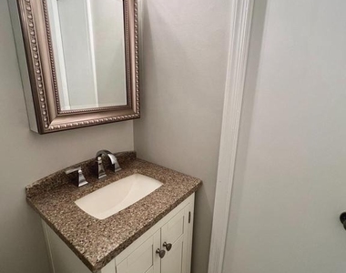 8124 Larkin Lane - Photo Thumbnail 33