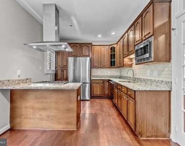 6008 Kelsey Court - Photo Thumbnail 23