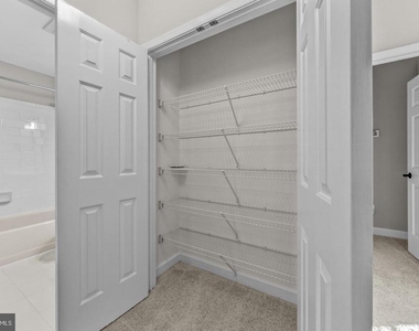 6008 Kelsey Court - Photo Thumbnail 41