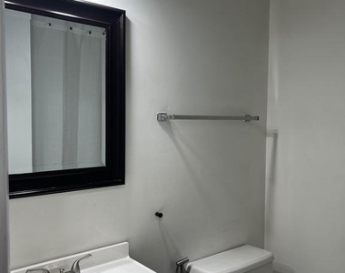 2312 Glade Bank Way - Photo Thumbnail 19