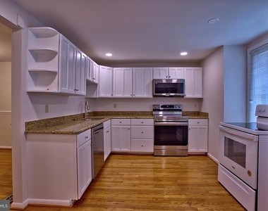 6009 Heathwick Court - Photo Thumbnail 2