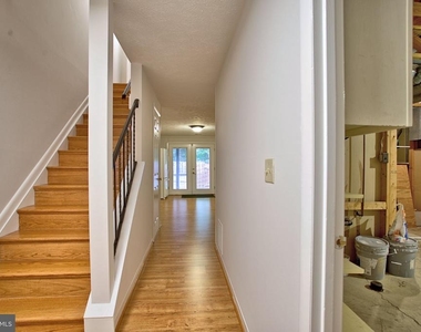 6009 Heathwick Court - Photo Thumbnail 16