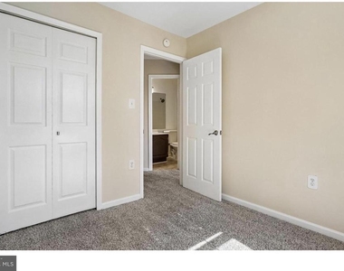 14033 Betsy Ross Lane - Photo Thumbnail 13