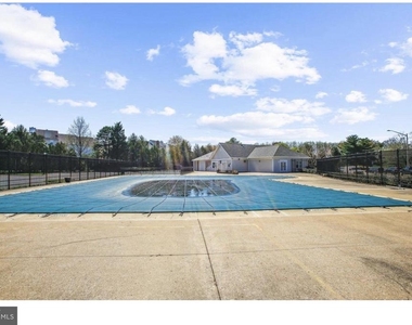 14033 Betsy Ross Lane - Photo Thumbnail 25