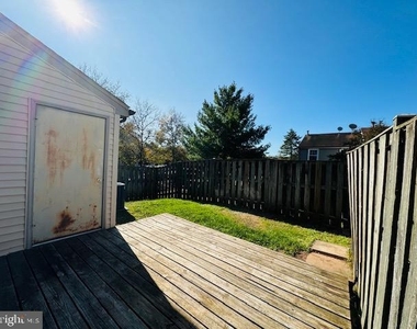 14401 Manassas Gap Court - Photo Thumbnail 16