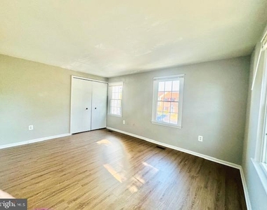 14401 Manassas Gap Court - Photo Thumbnail 10
