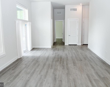 1761 Old Meadow Road - Photo Thumbnail 21