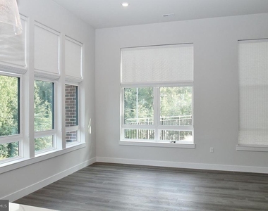 1761 Old Meadow Road - Photo Thumbnail 26