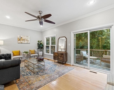 6141 Summer Park Lane - Photo Thumbnail 7