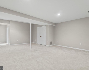 6141 Summer Park Lane - Photo Thumbnail 15