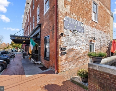 202 Hanover Street - Photo Thumbnail 22