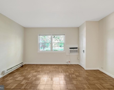 3200 Martha Custis Drive - Photo Thumbnail 17