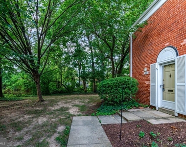 3200 Martha Custis Drive - Photo Thumbnail 20