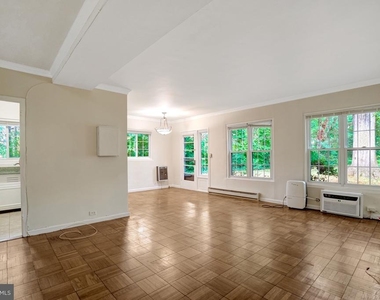 3200 Martha Custis Drive - Photo Thumbnail 1