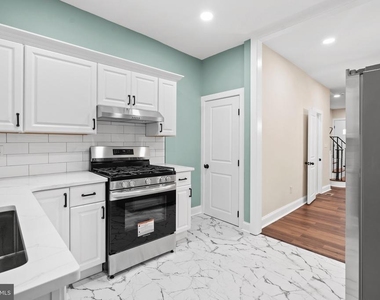 5611 Stewart Street - Photo Thumbnail 12