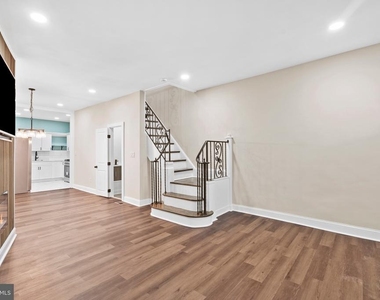 5611 Stewart Street - Photo Thumbnail 4