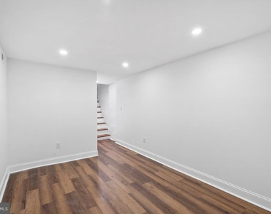 5611 Stewart Street - Photo Thumbnail 25