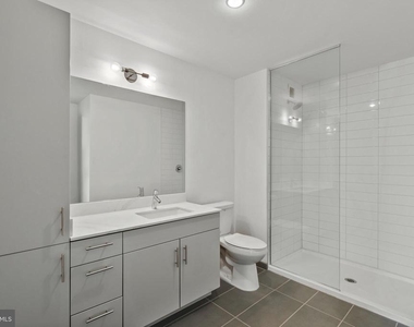 569 N 5th Street - Photo Thumbnail 12