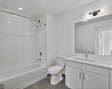 569 N 5th Street - Photo Thumbnail 5