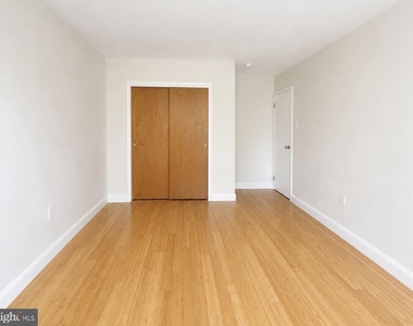 8828 Cottage Street - Photo Thumbnail 8