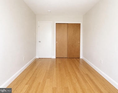 8828 Cottage Street - Photo Thumbnail 10