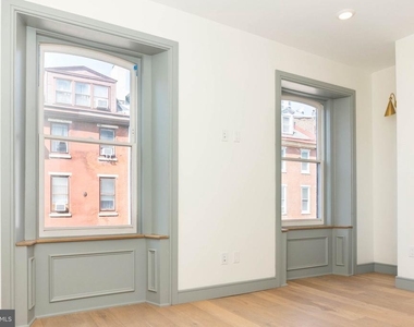 327 S 16th Street - Photo Thumbnail 12