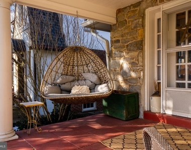 409 Price Street - Photo Thumbnail 2