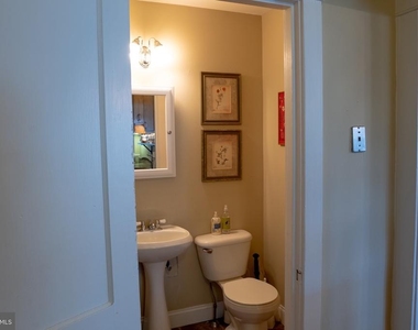 409 Price Street - Photo Thumbnail 11
