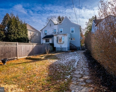 409 Price Street - Photo Thumbnail 21