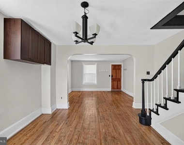 798 Madison Street - Photo Thumbnail 5