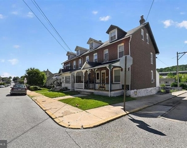 798 Madison Street - Photo Thumbnail 1