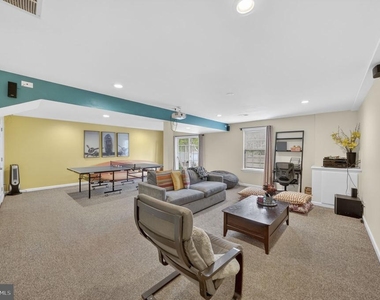 97 Autumn Lane - Photo Thumbnail 15