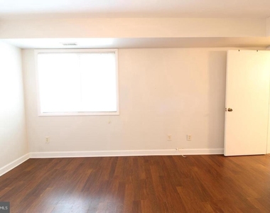 3123 Sayre Drive - Photo Thumbnail 17