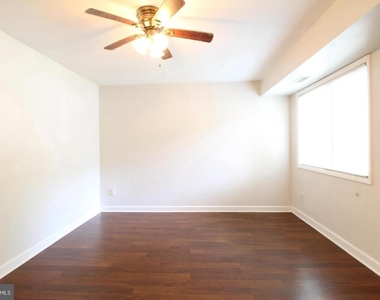 3123 Sayre Drive - Photo Thumbnail 23