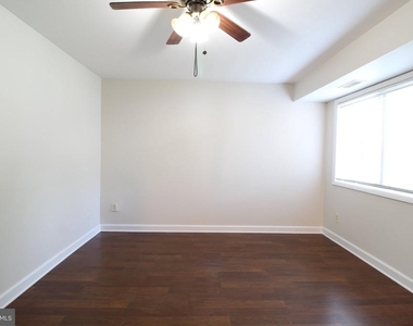 3123 Sayre Drive - Photo Thumbnail 24