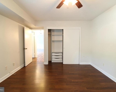 3123 Sayre Drive - Photo Thumbnail 18