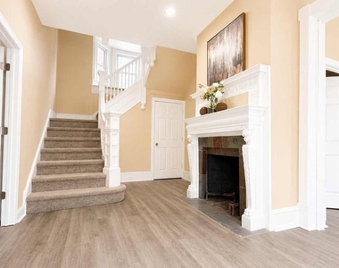 292 Spring Street - Photo Thumbnail 1