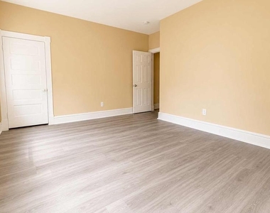 292 Spring Street - Photo Thumbnail 29