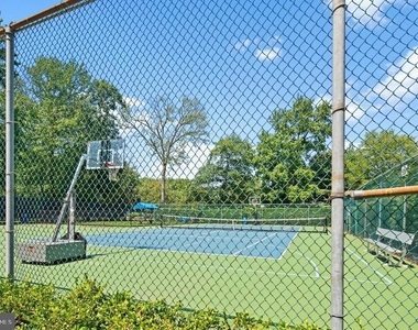 55 Willow Court - Photo Thumbnail 20