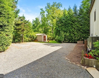 619b Lawrenceville Road - Photo Thumbnail 49
