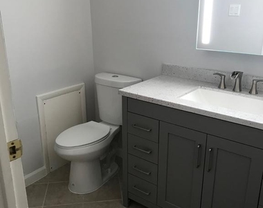 549 Shetland Court - Photo Thumbnail 5