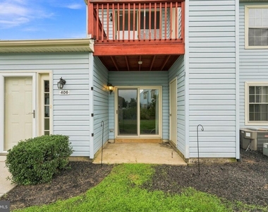 405 Atlanta Court - Photo Thumbnail 22