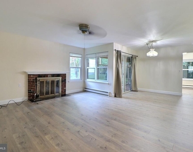 10 Stamford Place - Photo Thumbnail 1