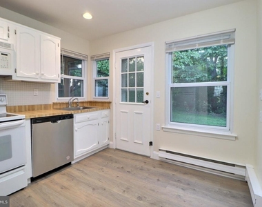 10 Stamford Place - Photo Thumbnail 8