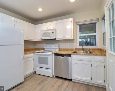 10 Stamford Place - Photo Thumbnail 2