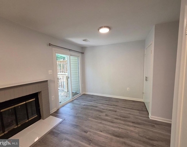 15040 Cherrywood Drive - Photo Thumbnail 4