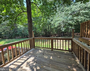 15040 Cherrywood Drive - Photo Thumbnail 17