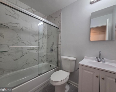 15040 Cherrywood Drive - Photo Thumbnail 8