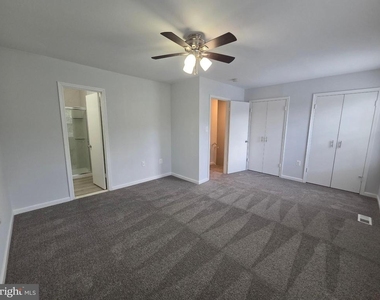 15040 Cherrywood Drive - Photo Thumbnail 14
